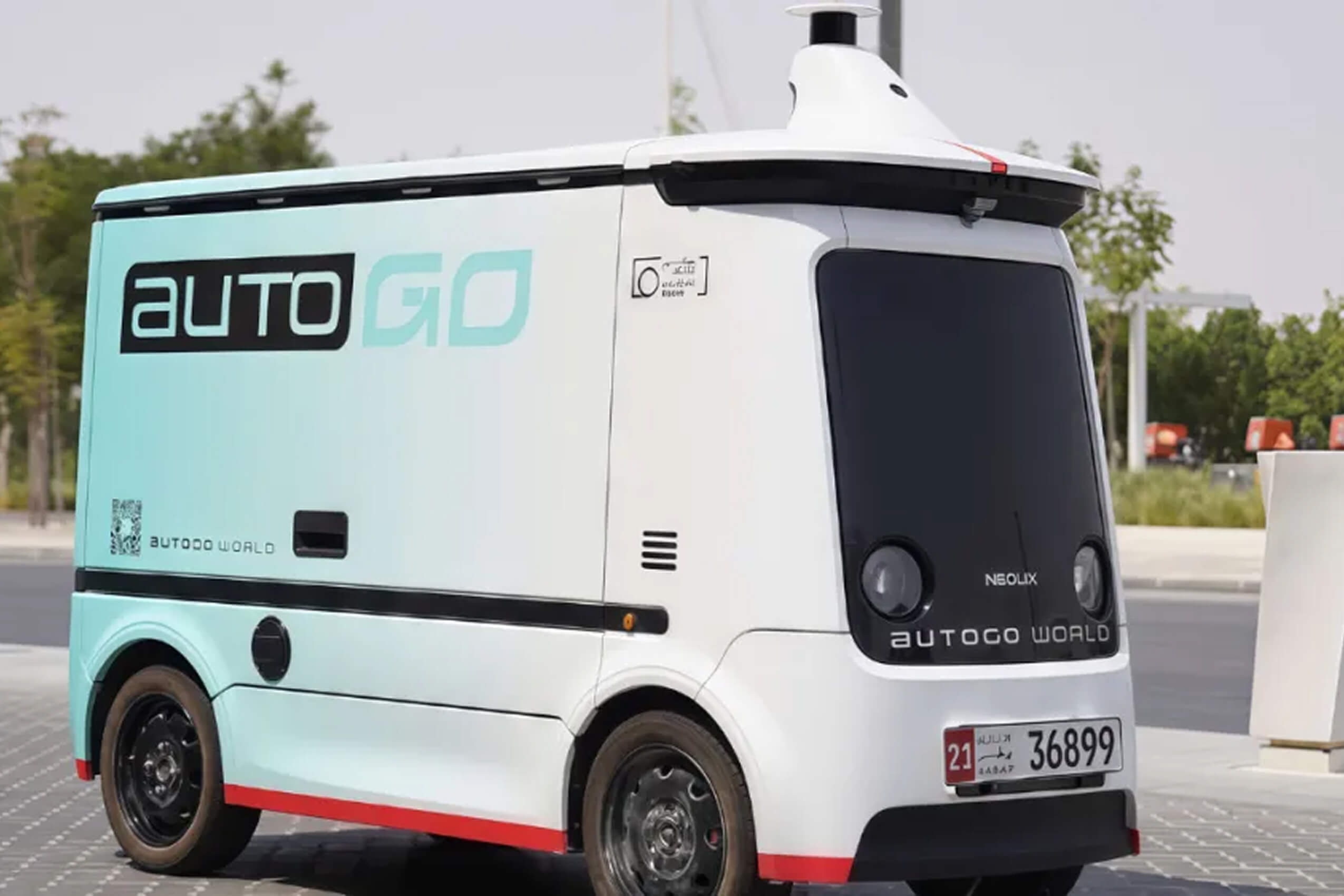 Neolix autonomous vehicle receives first autonomous delivery vehicle license in Abu Dhabi