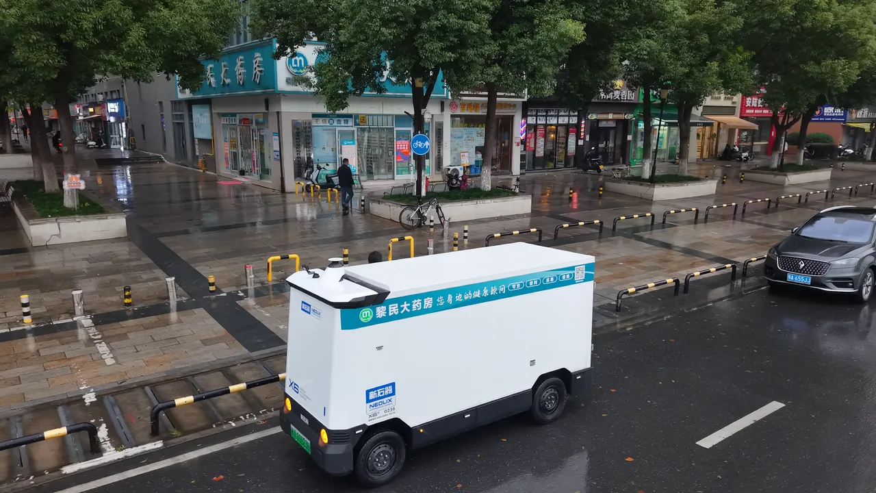 Limin Pharma | Warehouse-to-store pharmaceutical delivery
